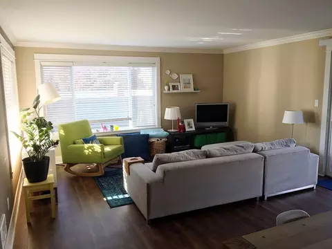 2251 NW 59th St, Seattle, WA 98107