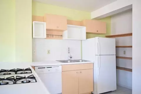 601 E Armour Blvd, Kansas City, MO 64109