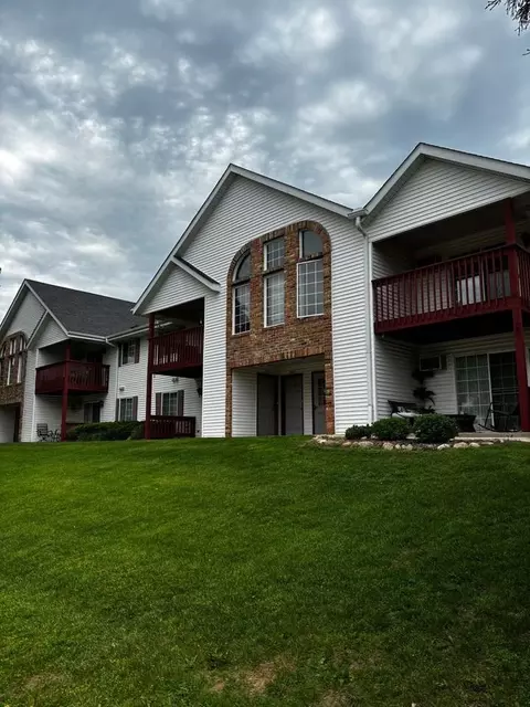 S 92nd St, Milwaukee, WI 53214