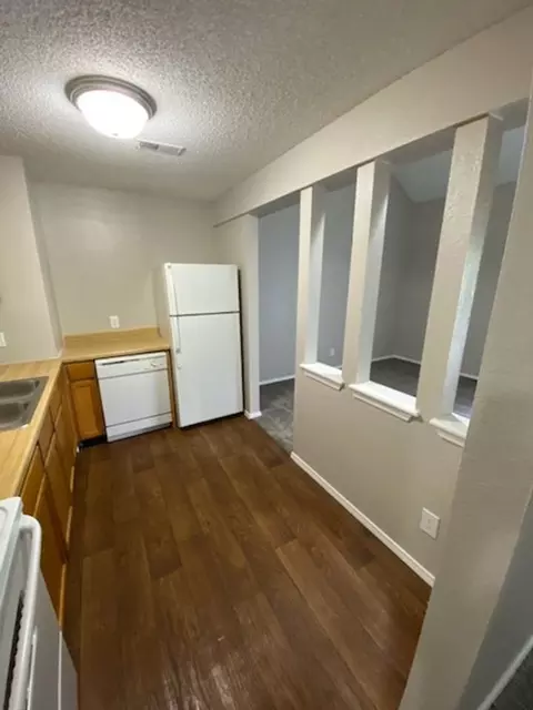 2701 S Emporia St, Wichita, KS 67216