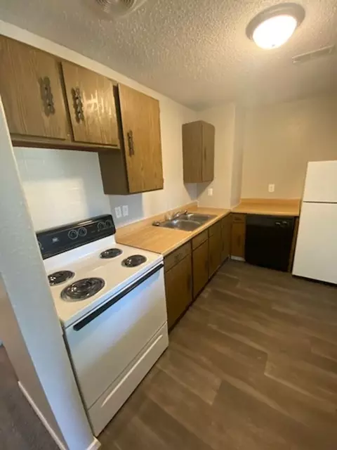 2701 S Emporia St, Wichita, KS 67216