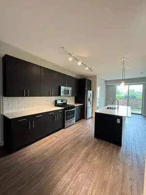 15 Parkway North Blvd, Deerfield, IL 60015