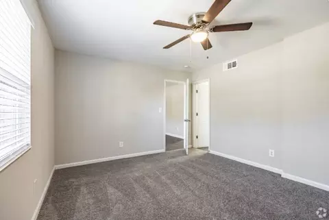 5030 W Mountain St, Stone Mountain, GA 30083