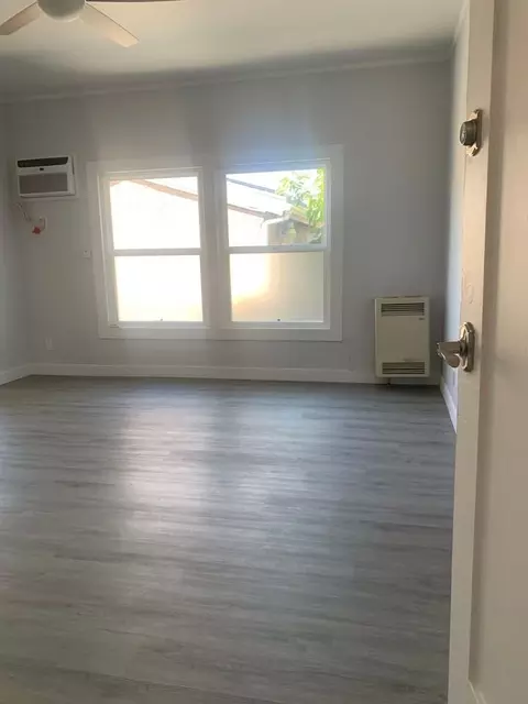 1047 Hyperion Ave, Los Angeles, CA 90029 photo 9