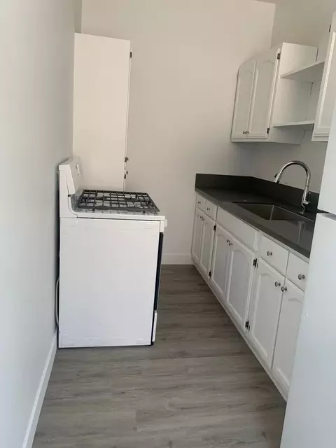 1047 Hyperion Ave, Los Angeles, CA 90029 photo 13
