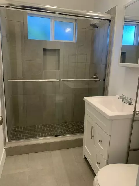 1047 Hyperion Ave, Los Angeles, CA 90029 photo 11