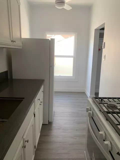 1047 Hyperion Ave, Los Angeles, CA 90029 photo 12