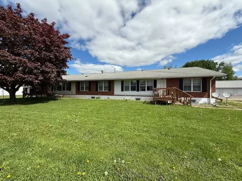511 Colfax St, Augusta, WI 54722 photo 9