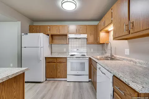 432 N Peters Ave, Fond Du Lac, WI 54935