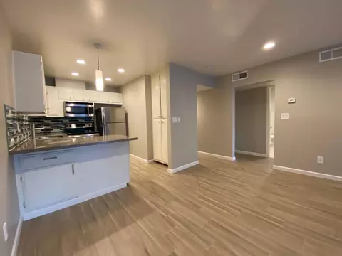 2400 Q St, Sacramento, CA 95816