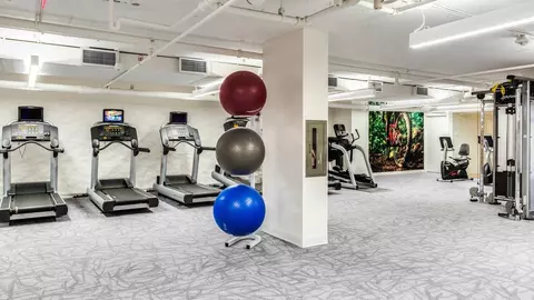 3003 Van Ness St NW, Washington, DC 20008 photo 38