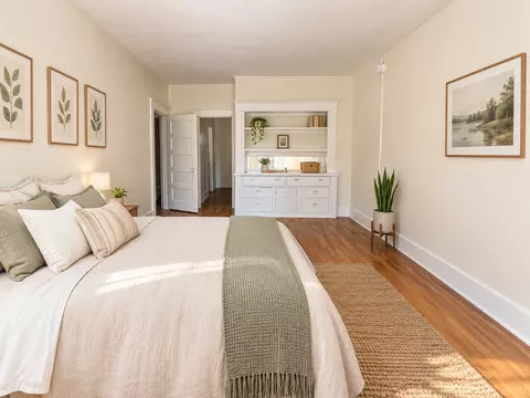 2126-50 2126-50 S Oak Street 867 W 23rd St, Los Angeles, CA 90007