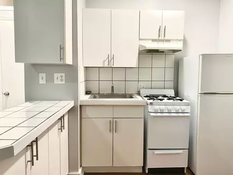 4031 N Kenmore Ave, Chicago, IL 60613 photo 16