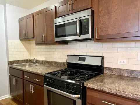 4031 N Kenmore Ave, Chicago, IL 60613 photo 5