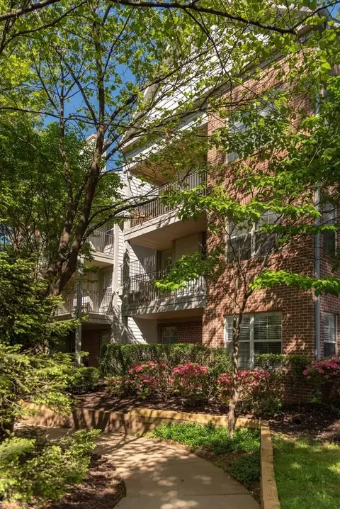 9901 Gable Ridge Ter, Rockville, MD 20850 photo 21