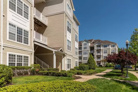 9901 Gable Ridge Ter, Rockville, MD 20850 photo 49