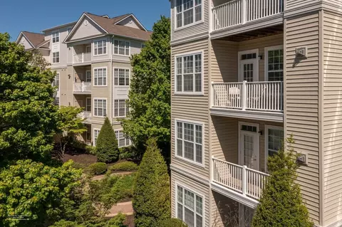 9901 Gable Ridge Ter, Rockville, MD 20850 photo 48
