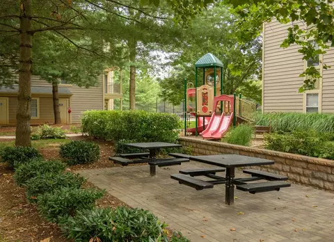 9901 Gable Ridge Ter, Rockville, MD 20850 photo 28