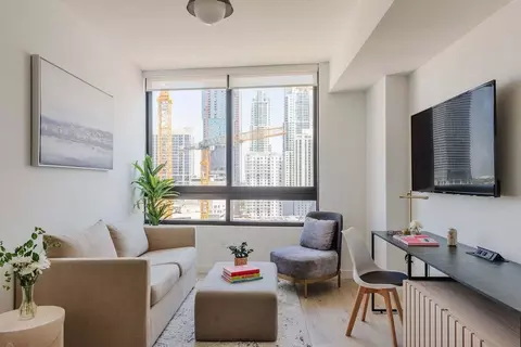 225 N Miami Ave, Miami, FL 33128