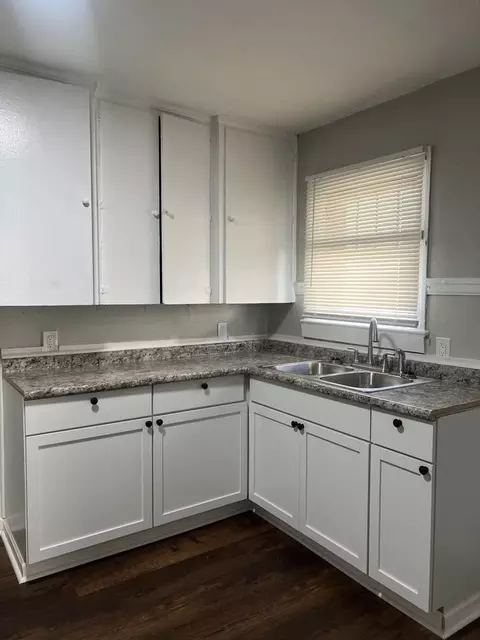235 N Oakland Ave, Indianapolis, IN 46201