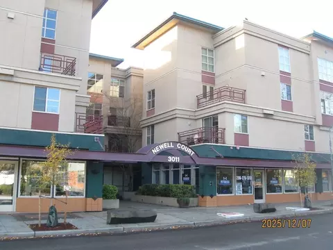 3011 78th Ave SE, Mercer Island, WA 98040