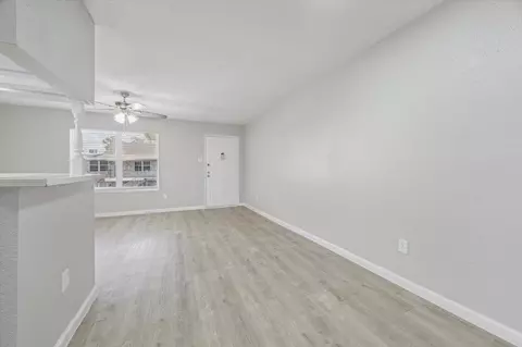 3800 Sherwood Ln, Houston, TX 77092