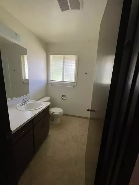 1110 Leigh St, Eugene, OR 97401 photo 11