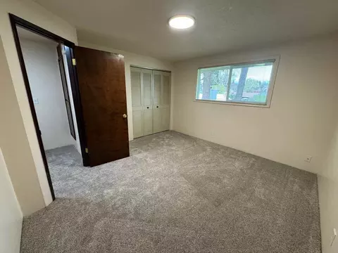 1110 Leigh St, Eugene, OR 97401 photo 25