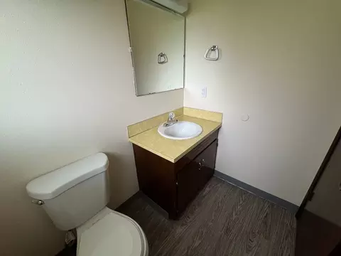 1110 Leigh St, Eugene, OR 97401 photo 23