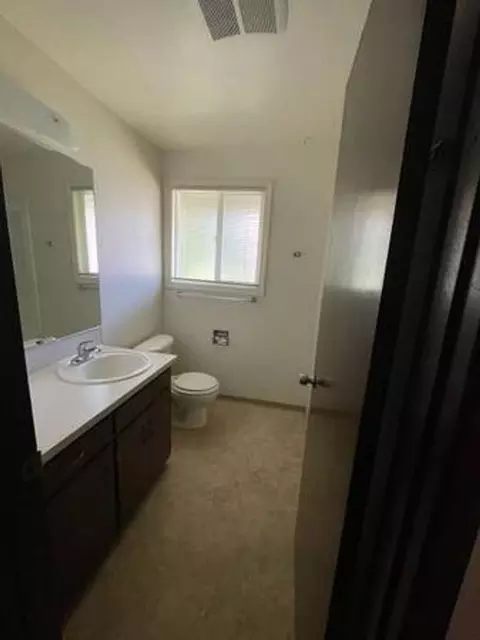 1110 Leigh St, Eugene, OR 97401 photo 8
