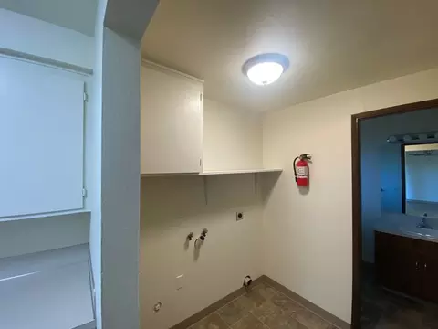 1110 Leigh St, Eugene, OR 97401 photo 10