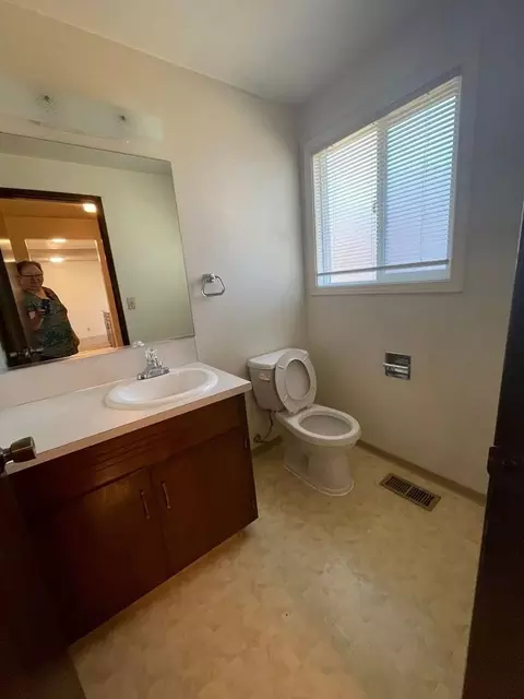 1110 Leigh St, Eugene, OR 97401 photo 5