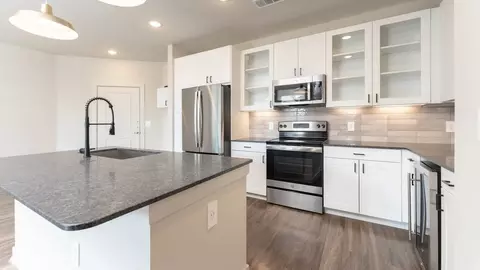 4501 State Highway 360, Grapevine, TX 76051 photo 5