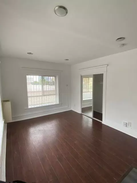 1723 James M Wood Blvd, Los Angeles, CA 90015