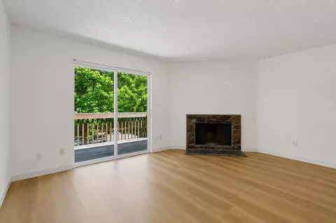 12180 SW Calico Ct, Beaverton, OR 97008