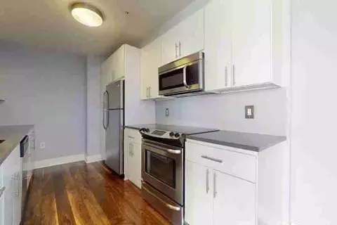 301 E Armour Blvd, Kansas City, MO 64111
