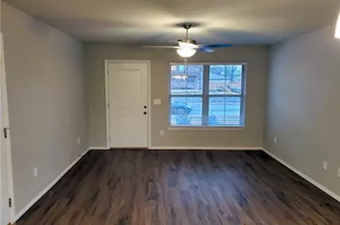1707 Montclair Ave, Siloam Springs, AR 72761