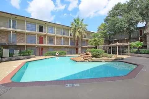 6601 Dunlap St, Houston, TX 77074 photo 4