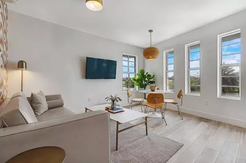 4025 Indian Creek Dr, Miami Beach, FL 33140