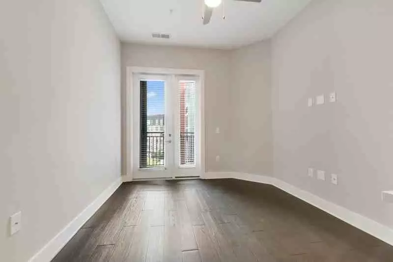  504 E Pettigrew St, Durham, NC 27701 photo 13