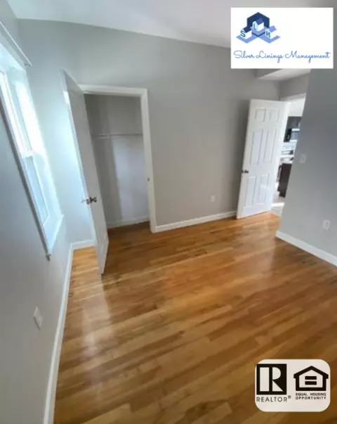 114 Endicott St, Worcester, MA 01610 photo 4