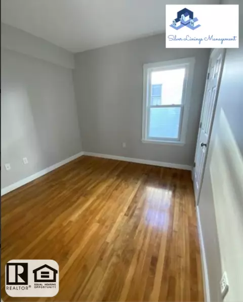 114 Endicott St, Worcester, MA 01610 photo 10