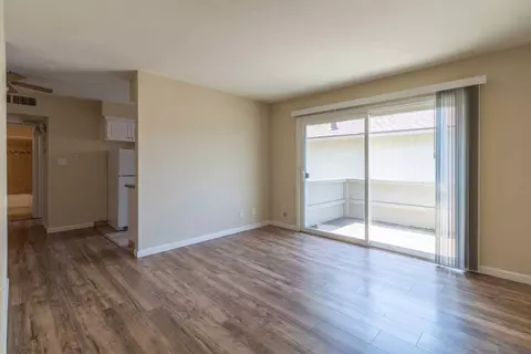 7051 Bowling Dr, Sacramento, CA 95823