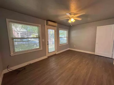 520 Shasta St, Roseville, CA 95678