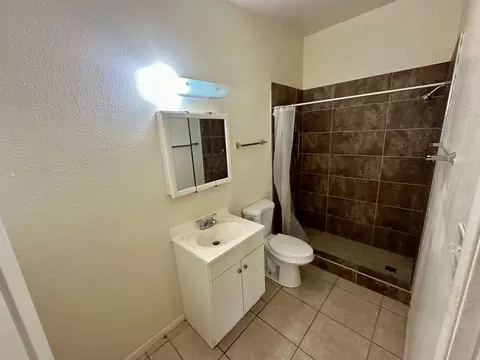 835 W 3rd St, Tempe, AZ 85281