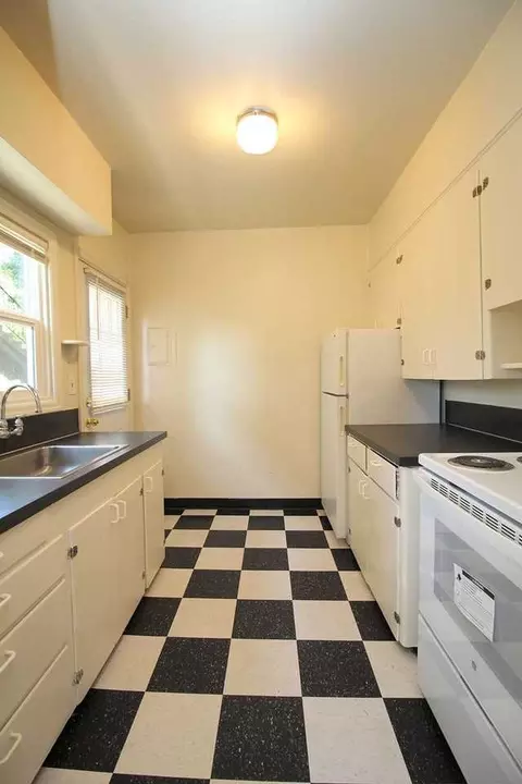 3507 SW 11th Ave, Portland, OR 97239 photo 7