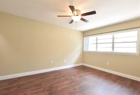 321 NW 21st Ln, Gainesville, FL 32609