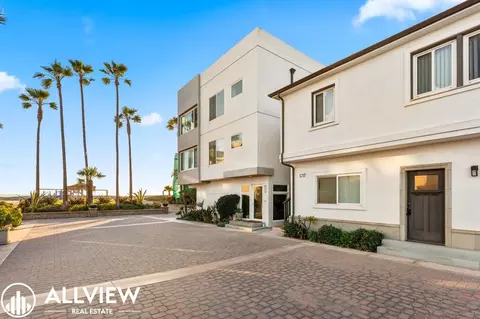 17 Pacific Ave # C, Seal Beach, CA 90743