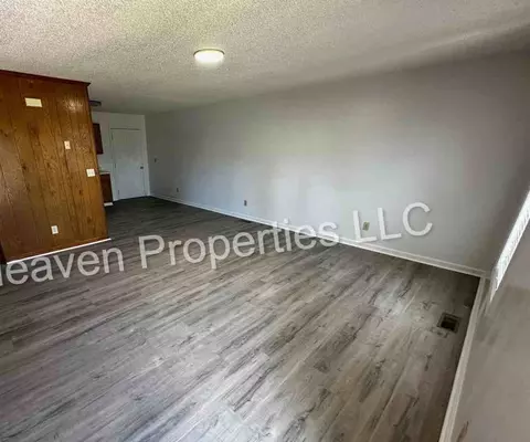 301 Williamson St, Lexington, NC 27292