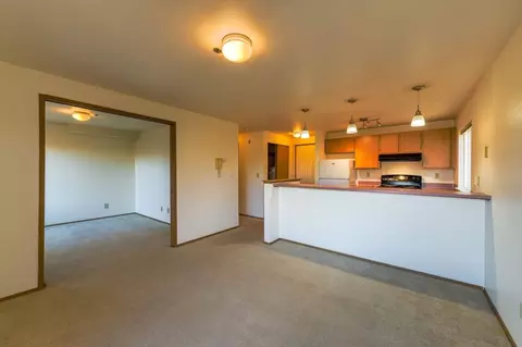 4422 Francis Ave N, Seattle, WA 98103 photo 3